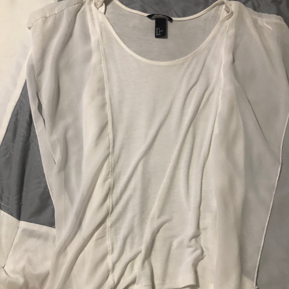 FREE w/ bundle H&M Cream Shirt